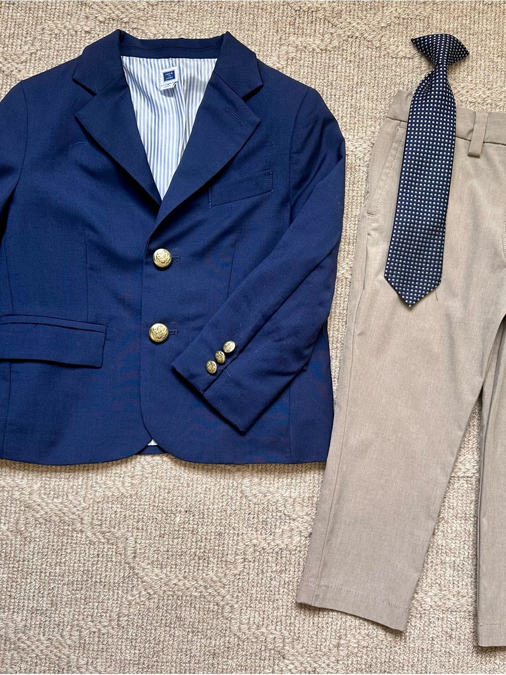 Boys 3-piece Wedding Special
Occasion Outfit Janie & Jack
Vineyard Vines 3T
